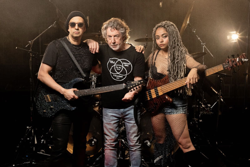 DarWin band photo