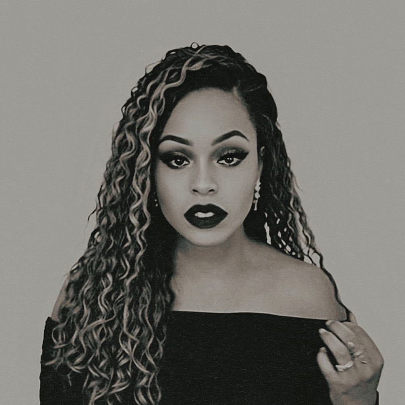 Lauren Henderson - Sonidos cover artwork. A black and white photo of the artist.